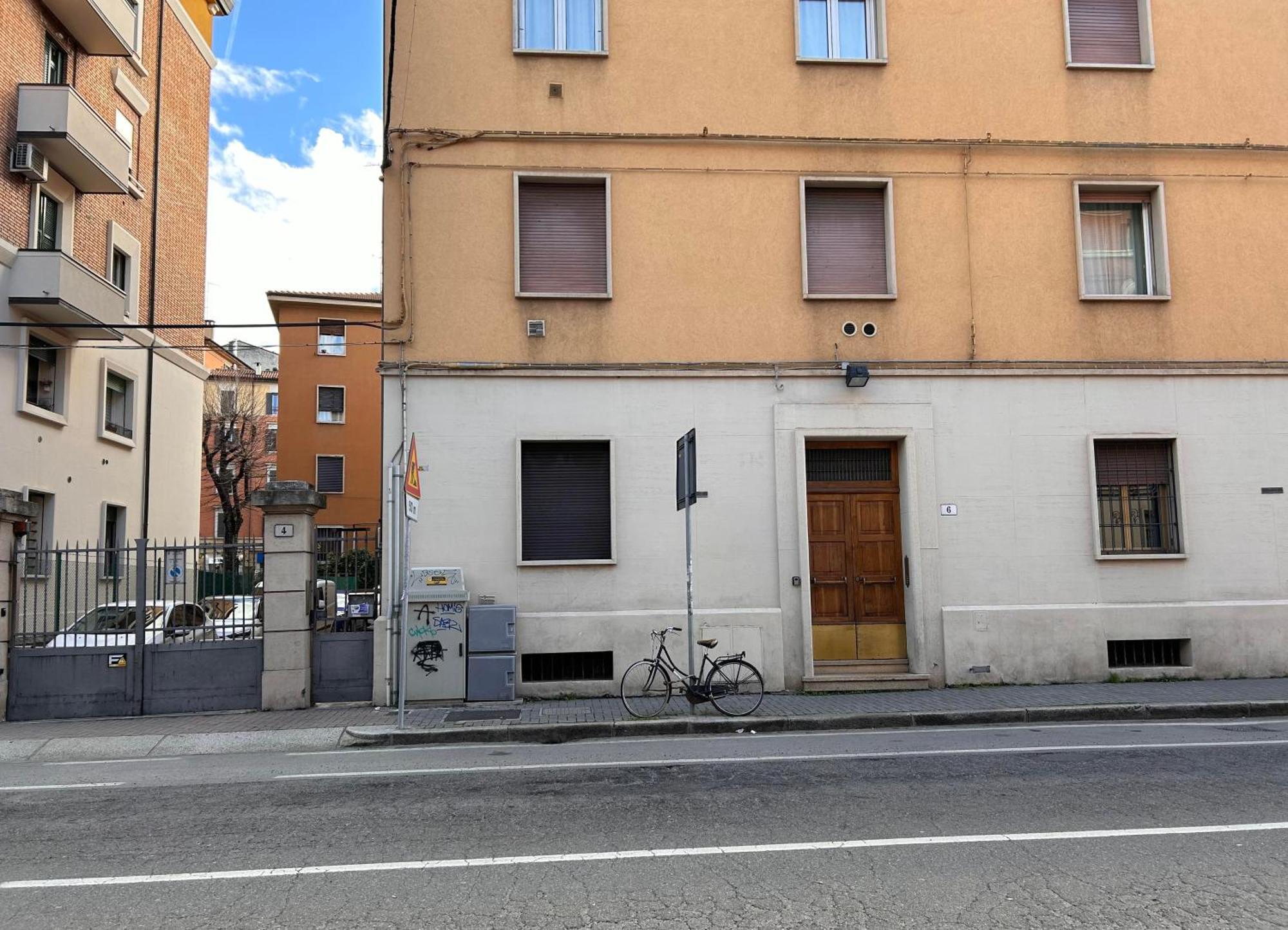 Casa Daura - Your Comfortable Apartment In Bologna - Parking Екстериор снимка
