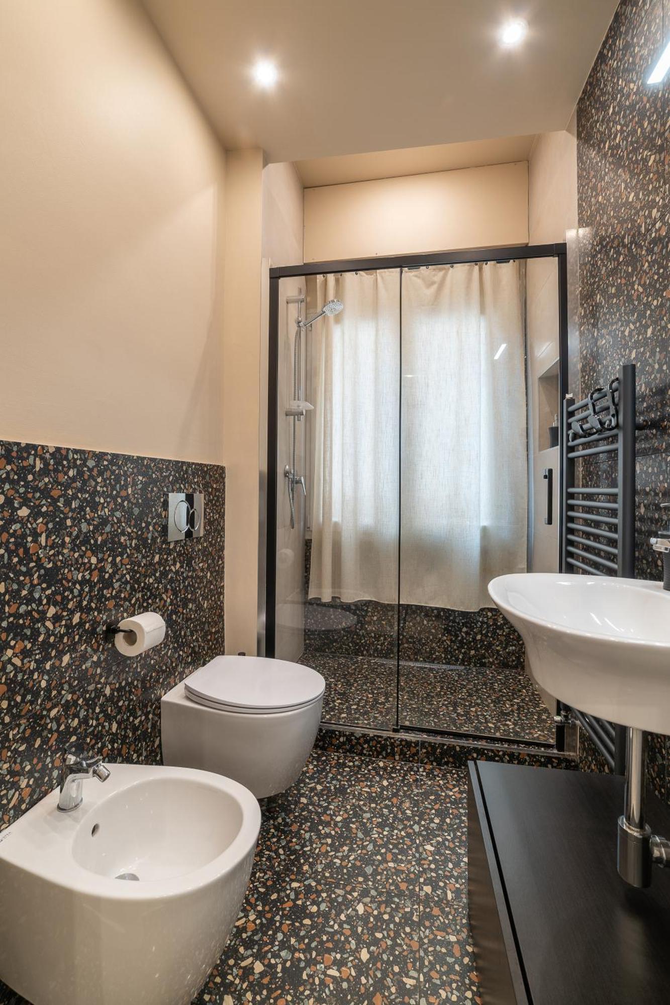 Casa Daura - Your Comfortable Apartment In Bologna - Parking Екстериор снимка