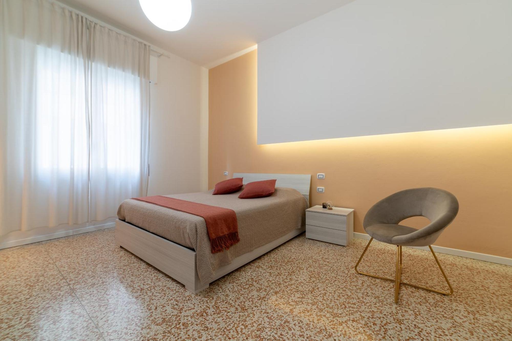 Casa Daura - Your Comfortable Apartment In Bologna - Parking Екстериор снимка