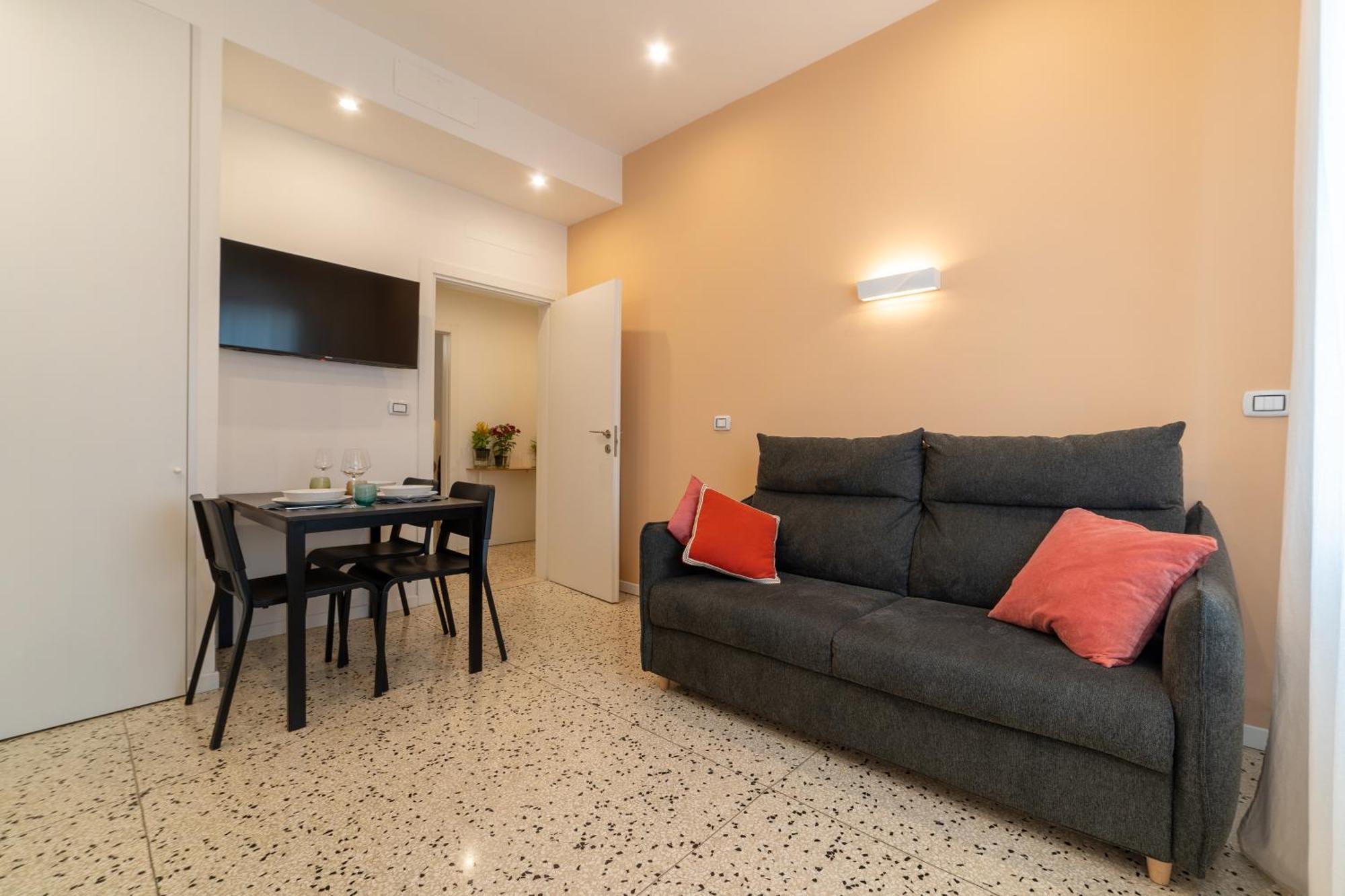 Casa Daura - Your Comfortable Apartment In Bologna - Parking Екстериор снимка